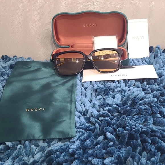 Gucci GG0599 SA00456 Rectangular Sunglasses - Picture 5 of 8